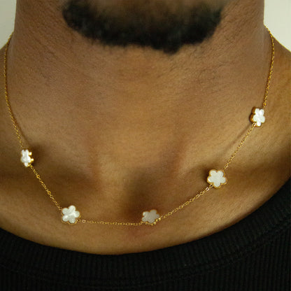 Five Leaf Flower Necklace - Gold White